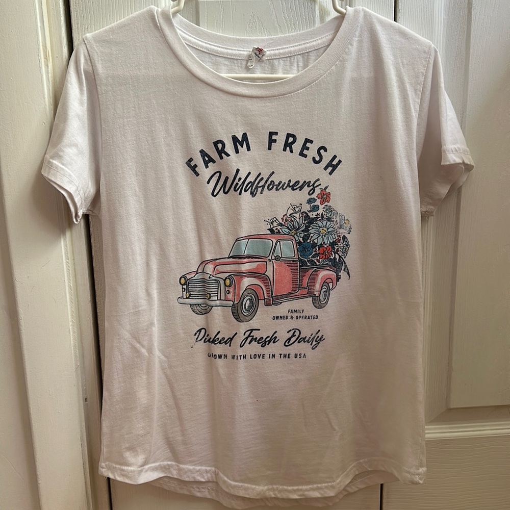 wildflower tee